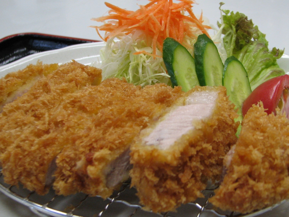 達人村（たっとむら）のとんかつ