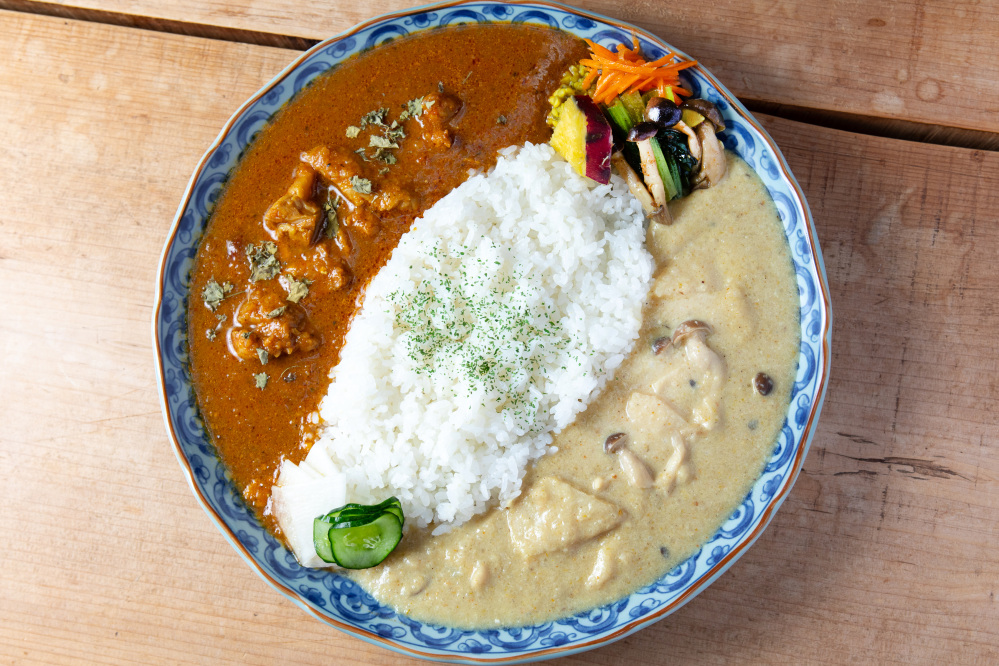 「本日のあいがけカレー」