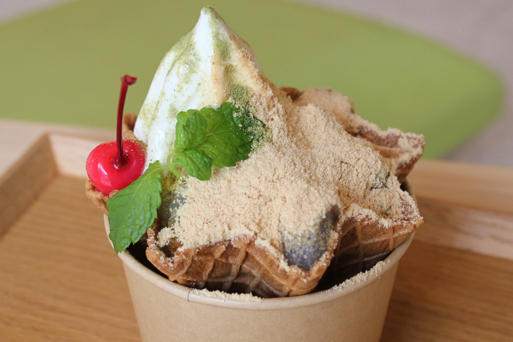 「わらび餅ソフト」
