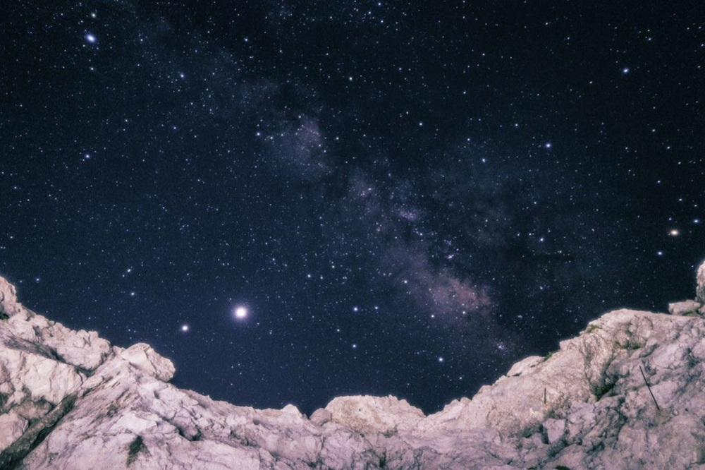 白崎の夜は、空いっぱいの星が主役。