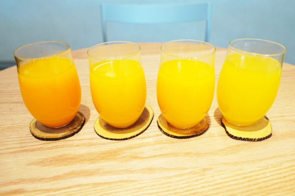 左から「みかん」「きよみ」「セミノール」「はっさく」。