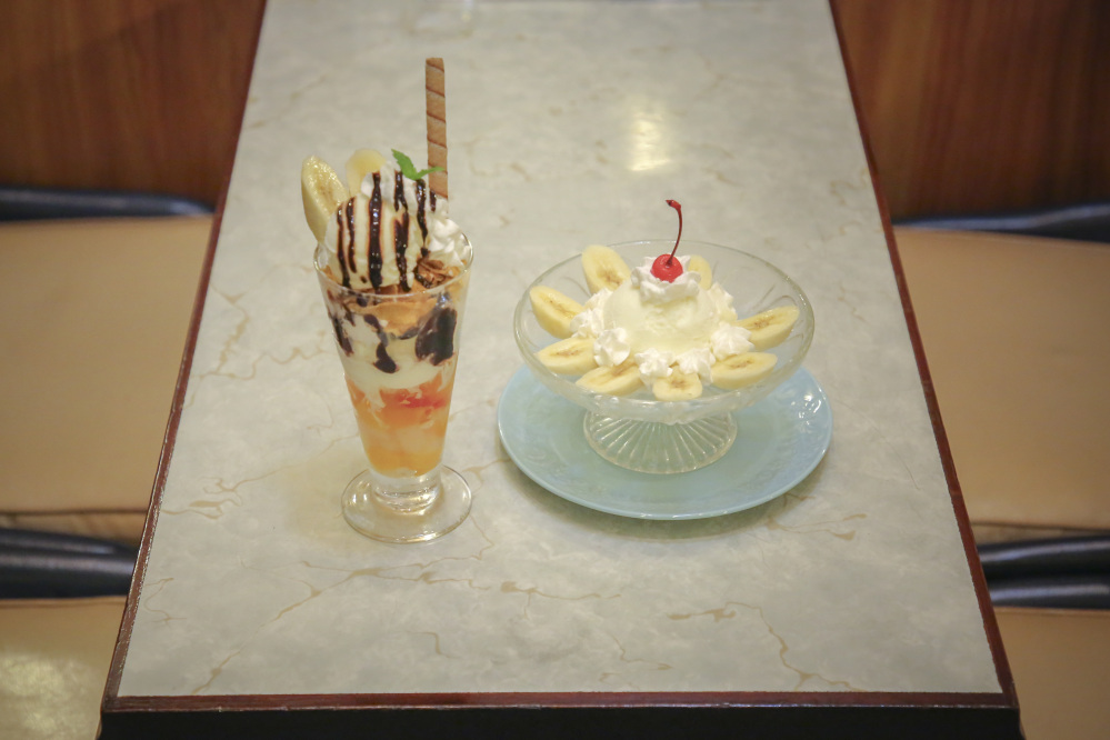かわいいとおいしいを兼ね備えたチョコレートパフェとバナナクリーム。