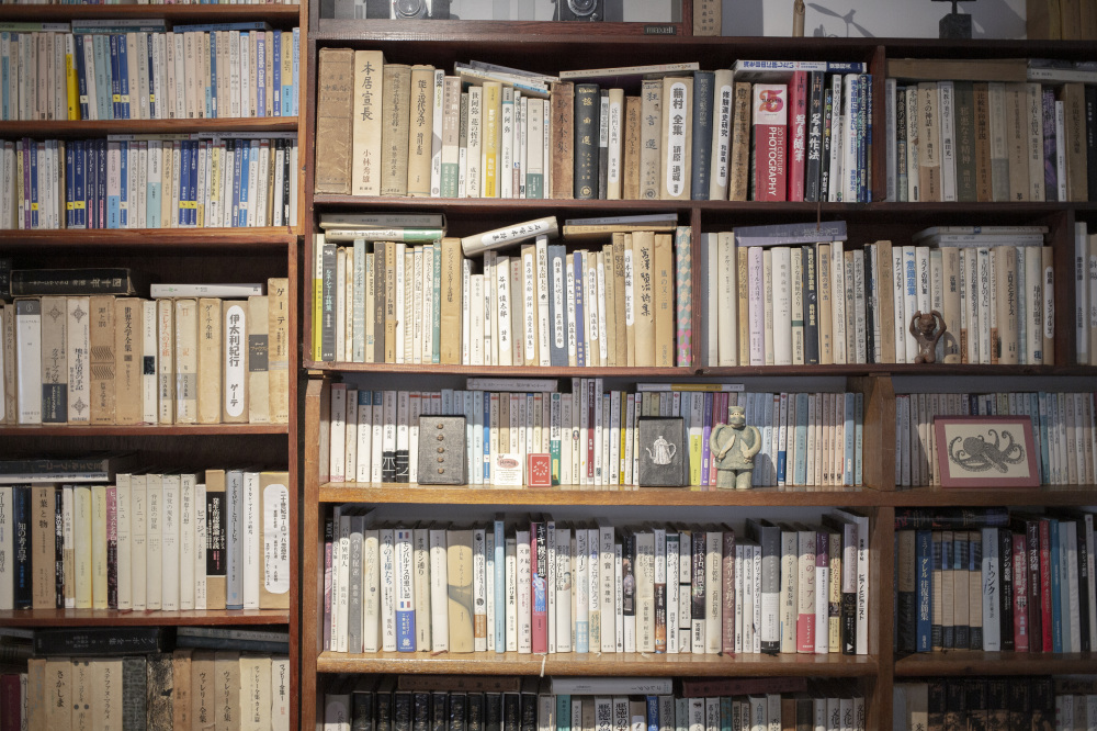 本を読んで過ごされる方も。