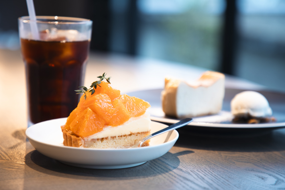 季節のフルーツタルト・みかんの蜜を使用したチーズケーキ