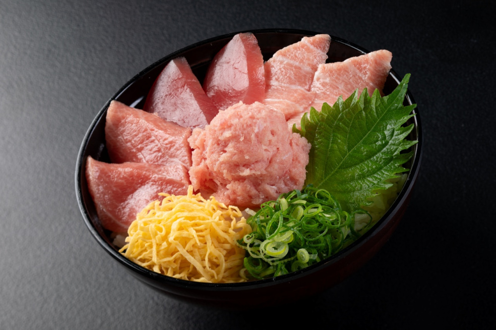 マグロ三昧丼2,700円
