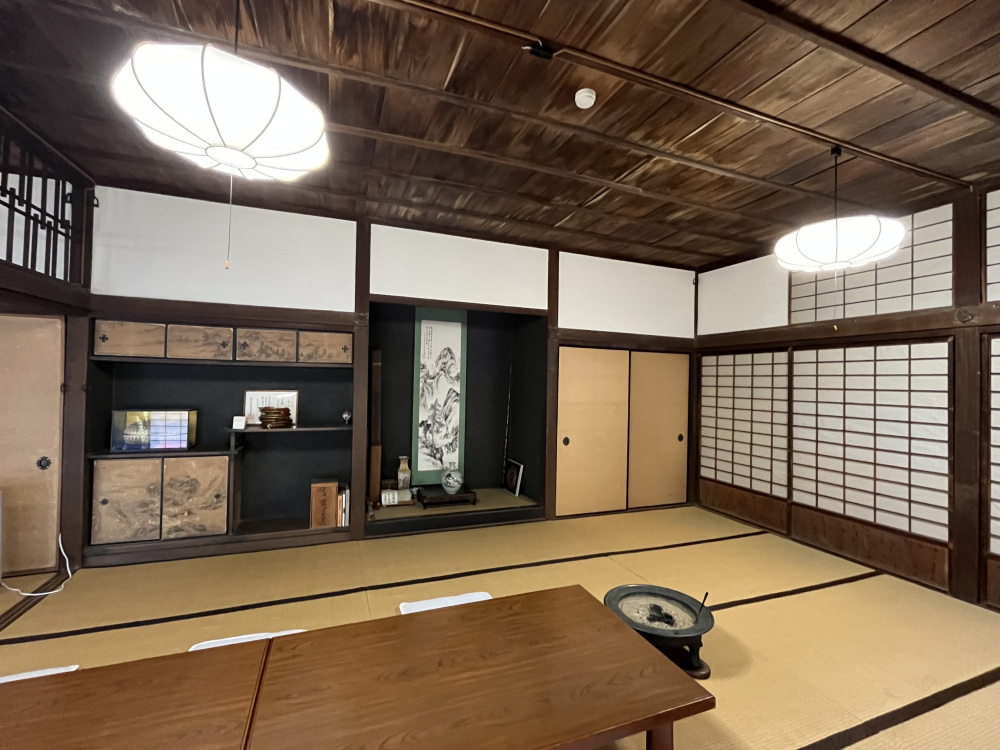江戸の寛徳院署員を移築した養源寺書院