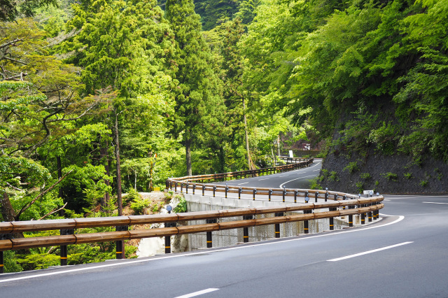 ㈱クスベ産業、㈱関西ガード、㈱榎本林業
