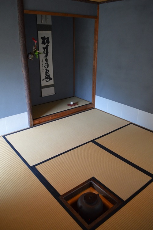 【旧中筋家住宅】茶室への誘い