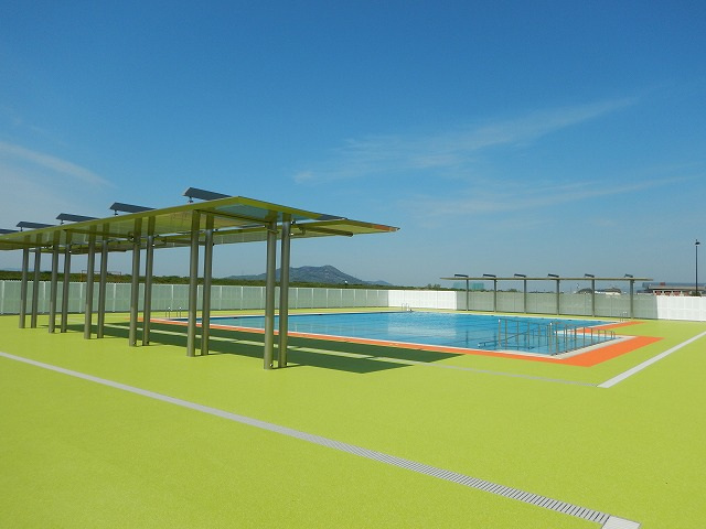 紀の川市民公園プール
