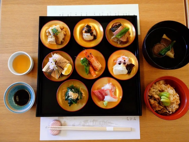 老舗料亭 ちひろでいただく紀州徳川家献上料理／（一社）和歌…
