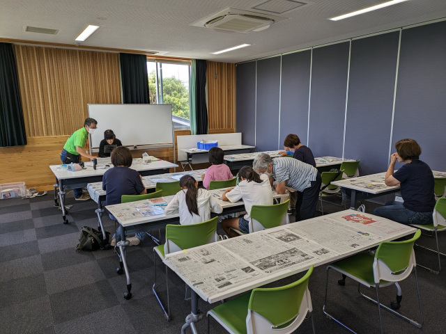 夏休み特別イベント「海洋プラスチックで万華鏡づくり」