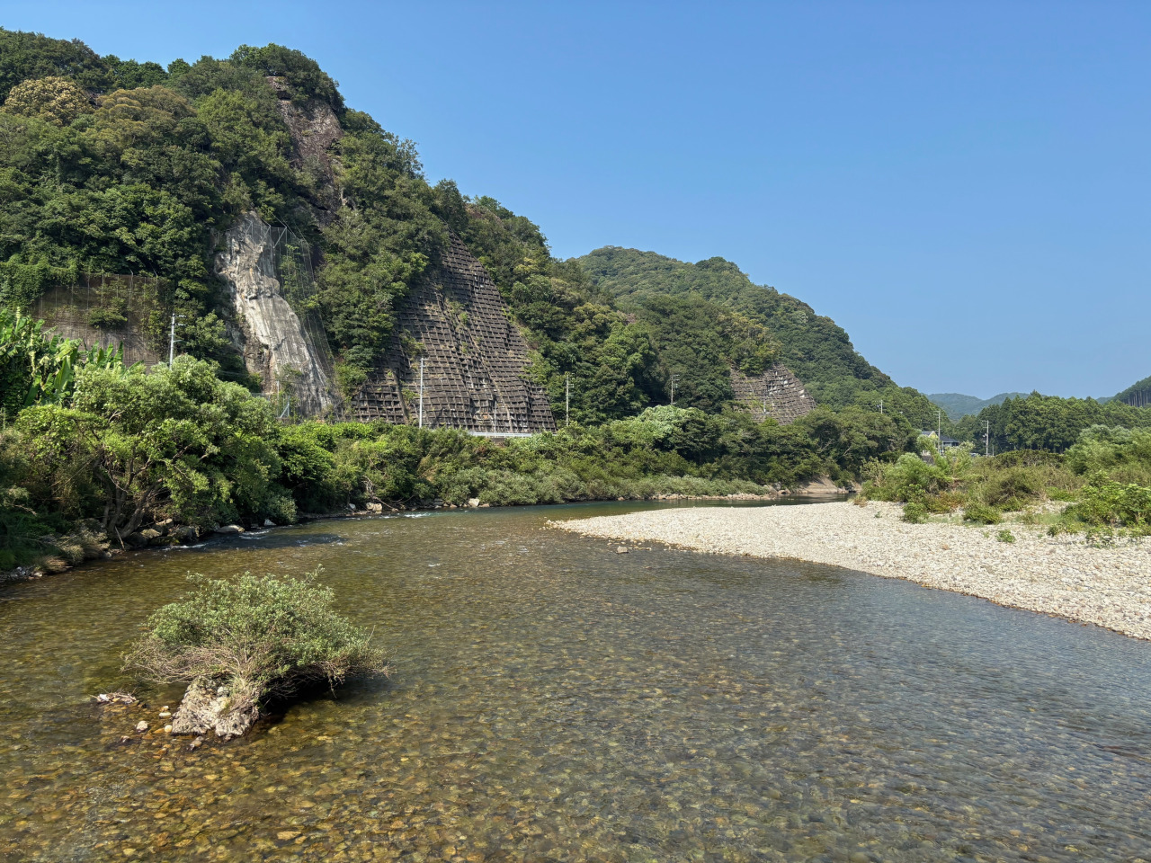潜水橋から見る古座川